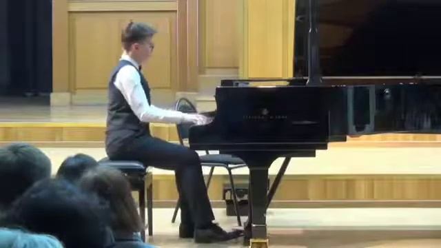 С Прокофьев "Монтекки и Капулетти". Исполняет Илья Швыдков. смотреть онлайн