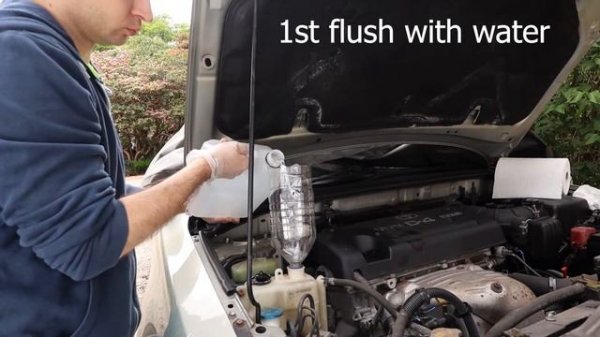 DIY: Coolant Change Toyota Avensis 2007 2.0 VVTi Automatic