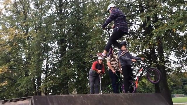 Dan Gubin | One Day in Fryazino Skatepark смотреть онлайн