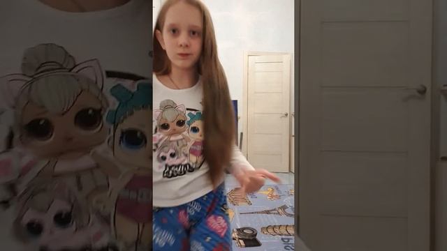 Переделась Пижаму одевать косну смотреть онлайн