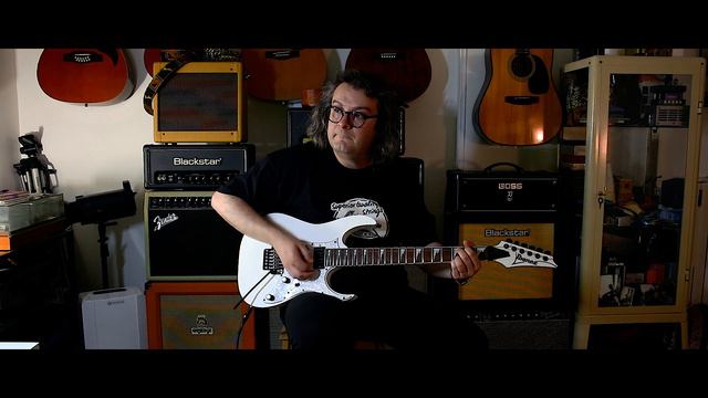 Ibanez RG350DXZ + Artec Invaders + Artec Double Rail + Musiclily Wiring смотреть онлайн