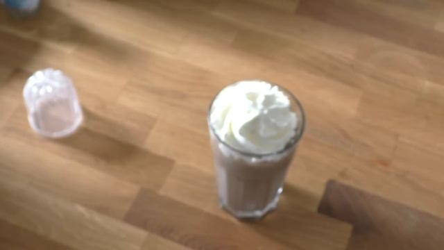 RECEPT: M&M's Milkshake - OhMyFoodness смотреть онлайн