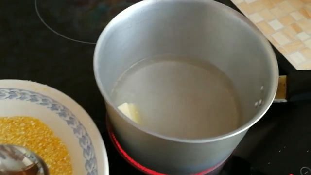 КУКУРУЗНАЯ МОЛОЧНАЯ КАША. смотреть онлайн