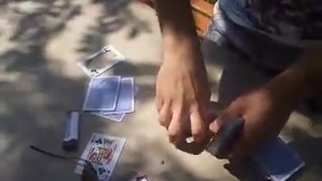 Gimmick Card Trick Contest ''strange hole'' tutorial смотреть онлайн