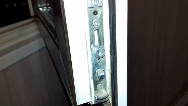 Как отрегулировать ПЛАСТИКОВЫЕ ОКНА, чтоб НЕ ДУЛО? ПРОСТО БЫСТРО! смотреть онлайн