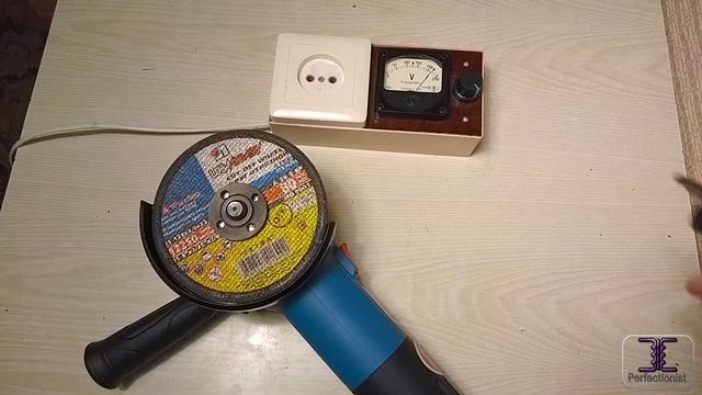 Самодельный РЕГУЛЯТОР ОБОРОТОВ ДЛЯ ЭЛЕКТРОИНСТРУМЕНТА, на примере болгарки. смотреть онлайн