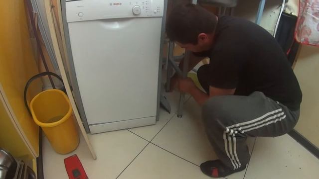 Установка раковины Juice Bar и настройка холодильника. Биопроект. Набережные Челны смотреть онлайн