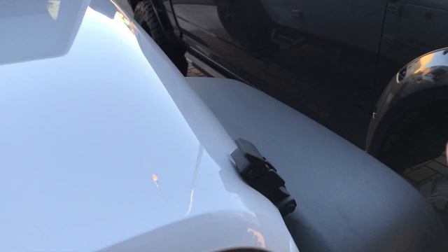 Jeep Wrangler Hood Flutters In The Wind Possible Solution