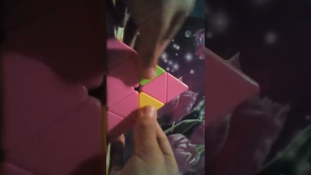 Обучение сборки пирамидки смотреть онлайн