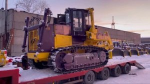 Бульдозер ЧЕТРА Т15 после ремонта поехал на Украину на трале / ТехЗап