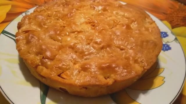 Яблочный пирог без заморочек, который тает во рту! Бесподобный ПИРОГ С ЯБЛОКАМИ вкуснее торта! смотреть онлайн