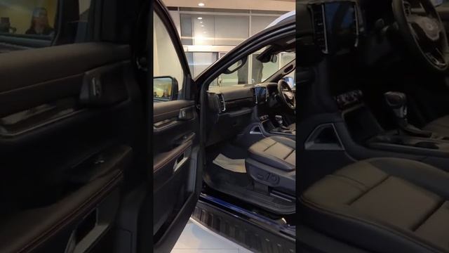 New 2023 Ford Next Gen Ranger Wildtrak 4x4 Ultra Black Edition Truck смотреть онлайн