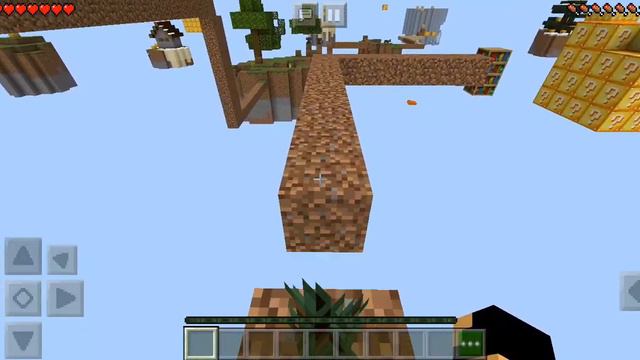 Играю в маинкрафт. Карта:Лаки блок