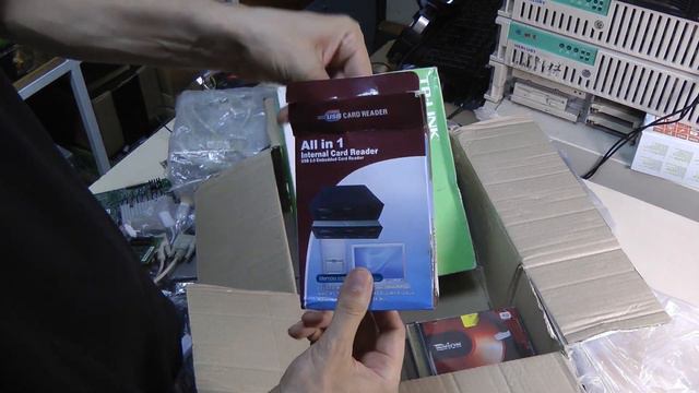 computer scrap unboxing - RETRO Hardware смотреть онлайн