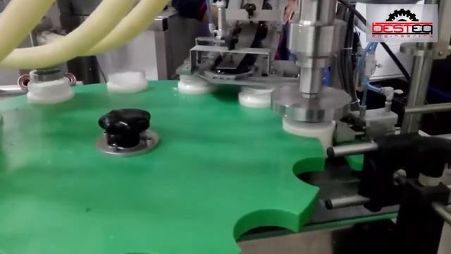 Моноблок для объемного розлива и укупоривания 4-1 смотреть онлайн