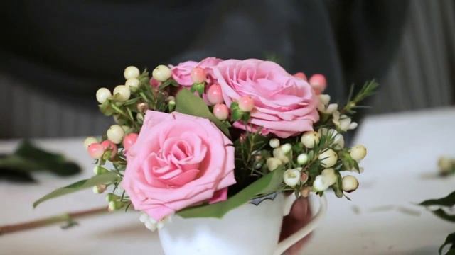 Флористика. Мастер класс флориста декорирование цветочного стола смотреть онлайн