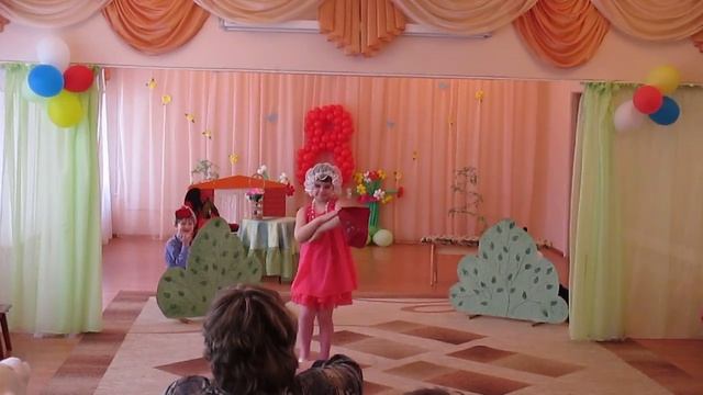 Жили у бабуси 2 веселых гуся  Садик 7 Утренник 8 марта 2014г