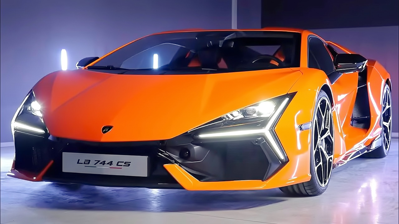 2024 Lamborghini Revuelto