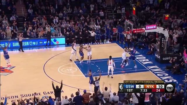Steph Curry hits his 2974th career 3-pointer and breaks Ray Allen's all time 3-point record смотреть онлайн