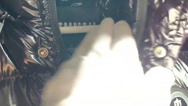 Жилетка Trapstar гленцевая смотреть онлайн