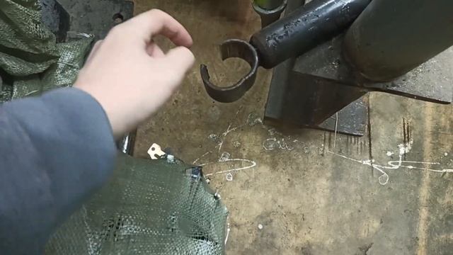 Замена Сайлентблока заднего амортизатора Поло седан (сайлентблок от ваз 2109) амортизаторы хола смотреть онлайн