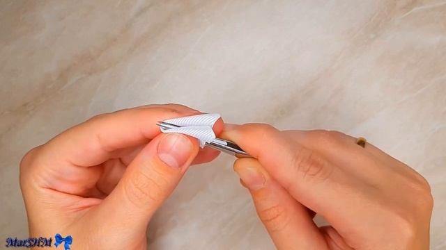 Бесподобные белые школьные бантики из репсовых лент канзаши мк смотреть онлайн