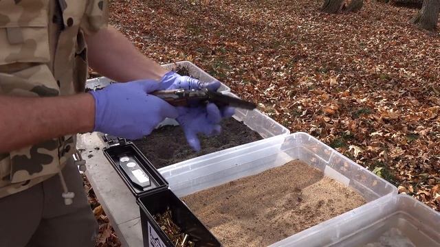 BOOM! S&W Model 19 revolver meets the GAUNTLET! Will the revolver beat the autos? смотреть онлайн