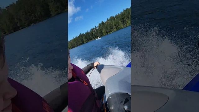 Jet ski day , jamming on my waverunner ! смотреть онлайн