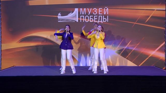 Заслуженный коллектив РФ "Соловушка" - Мы - твоё будущее, Россия! (муз.Н. и И.Нужины) Музей Победы смотреть онлайн