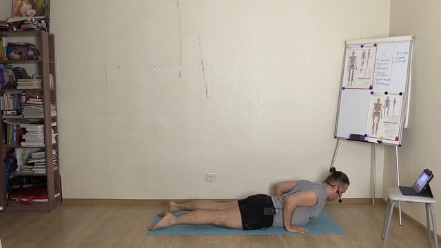 Прогибы для спины. Тренировка для позвоночника. смотреть онлайн