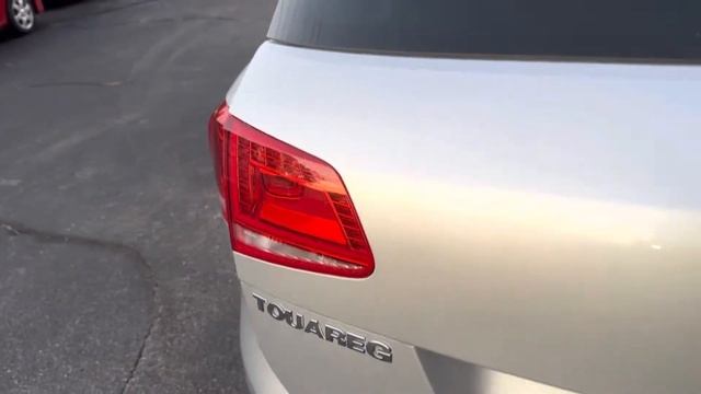 2016 Volkswagen Touareg LUX with heated and cooled seats смотреть онлайн