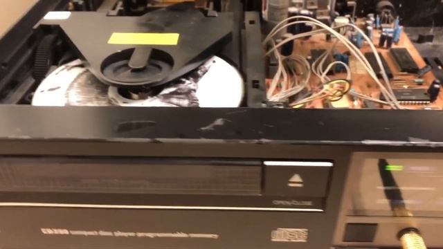 14 bit Philips CD350 / Magnavox FD2040 - Will this cd player work? Belt change #philips #cdplayer смотреть онлайн