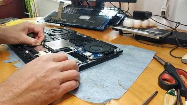 Lenovo Y540-15IRH - Keyboard not working, Multiple ways to solve it смотреть онлайн