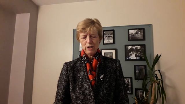 Lady Mary St Levan reads 'Passenger' by C Mitchell смотреть онлайн
