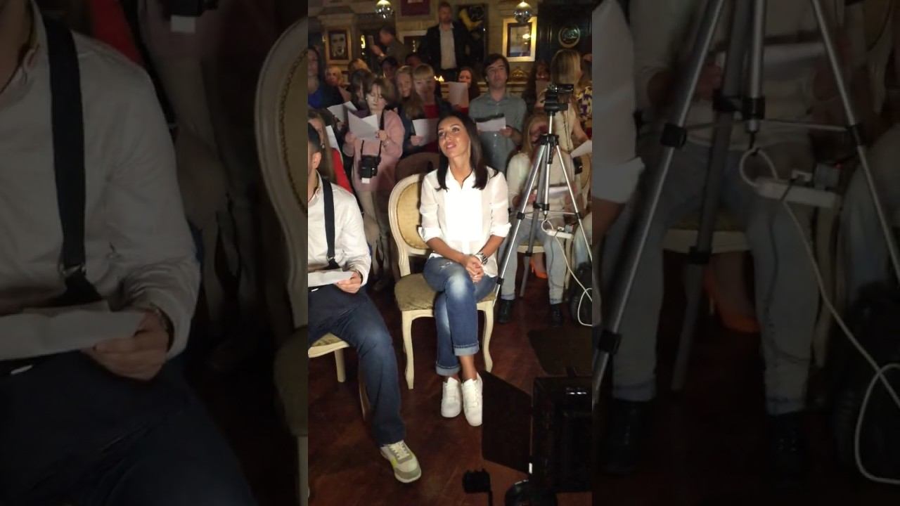 Официальный фан-клуб поздравляет Алсу С Днем Рождения! смотреть онлайн