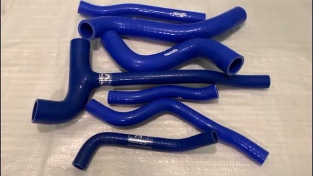 Комплект патрубков системы охлаждения двигателя и печки Шевроле Нивы, расширительного бачка (2123) смотреть онлайн