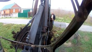 Трактор ЮМЗ-6 эо2621. Копаю на Экскаваторе.