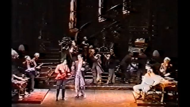 The Lady's Paying {Sunset Blvd ~ London, 1995} - Betty Buckley смотреть онлайн