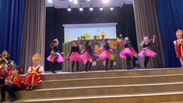 Муха-Цокотуха. Школа 1317, г. Москва. 14.11.2022 смотреть онлайн