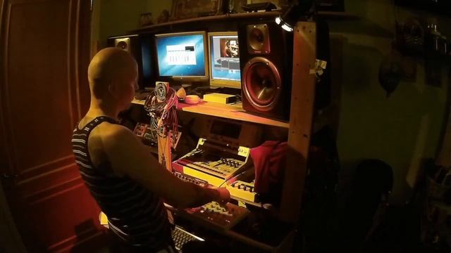 Groovy-B_Where is my slippers (home stream for vk) смотреть онлайн