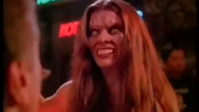 От заката до рассвета 1995 (Трейлер).flv смотреть онлайн