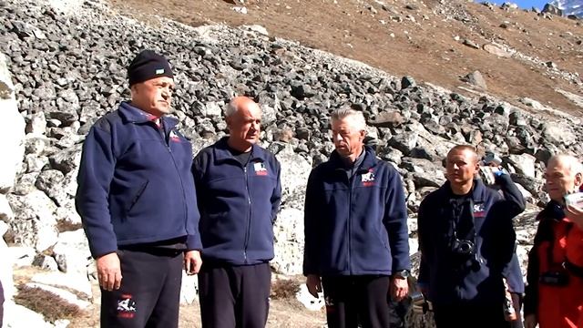 К вершине Черного великана. Восхождение на Макалу по новому маршруту в 2010 году. смотреть онлайн