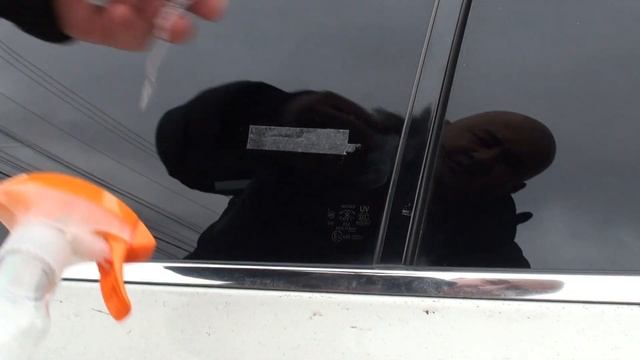 УДАЛЕНИЕ КЛЕЯ ОТ НАКЛЕЙКИ НА СТЕКЛЕ АВТОМОБИЛЯ ЗА 10 СЕКУНД смотреть онлайн