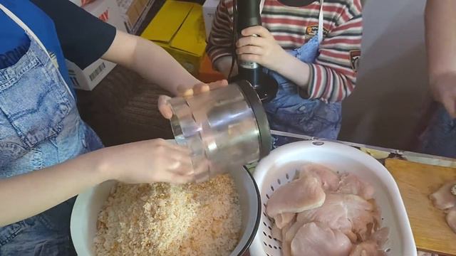 Куриные рулетики, мы полюбили их с первого укуса)))