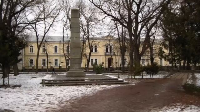 Симферополь. Семинарский сквер. Торговля сеном. смотреть онлайн