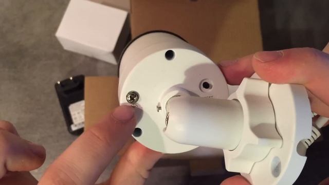 Hikvision DS-2CD2032-I Сетевая IP видеокамера Распаковка смотреть онлайн