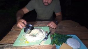 ТЕРРАСА В ЗЕМЛЯНКЕ | РАБОТА В ЗЕМЛЯНКА У РЕКИ | ОЗЕЛЕНЕНИЕ КРЫШИ | ГОТОВЛЮ САМ ВАРЕНИКИ С СЫРОМ | 4