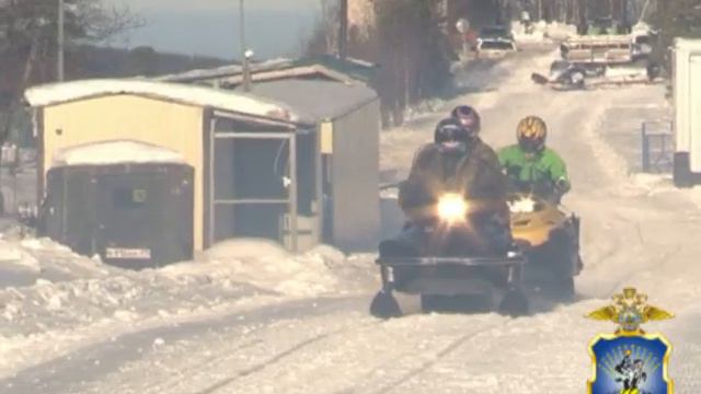 В труднодоступной горной местности Адыгеи полицией используется горнолыжная техника смотреть онлайн