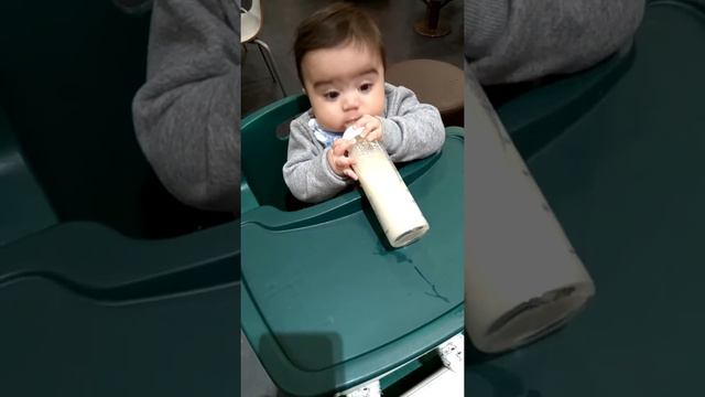 Ем кашу в Макдоналдсе смотреть онлайн