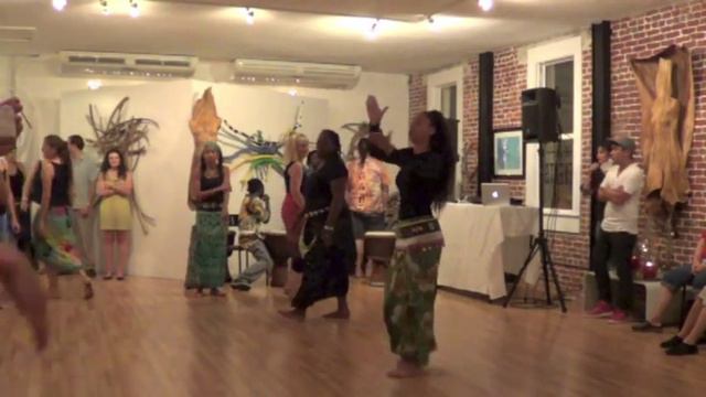 West African and Congolese Drum and Dance - Sewa Fare смотреть онлайн